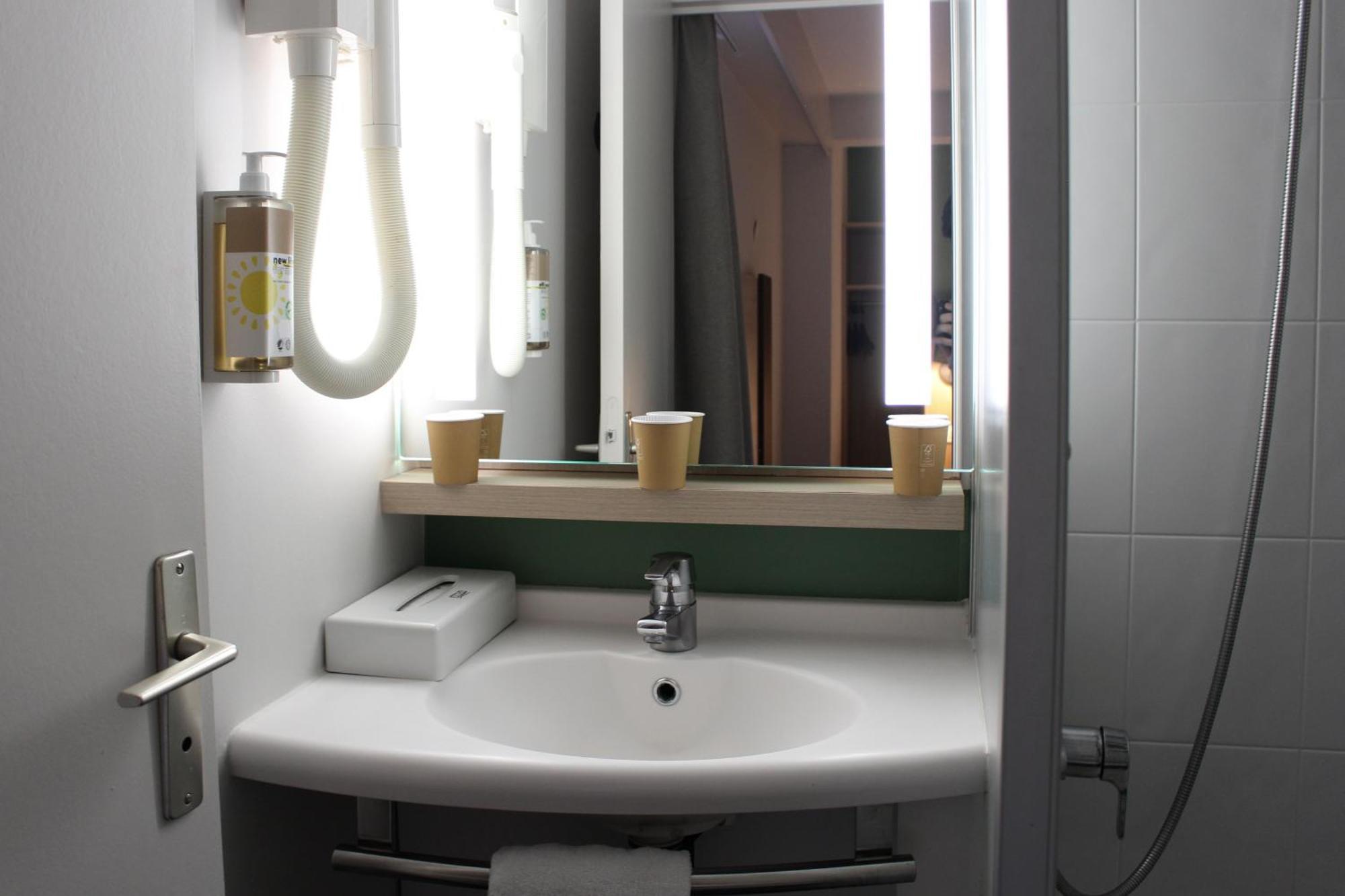 Greet Hotel Dijon Sud Лонвик Экстерьер фото