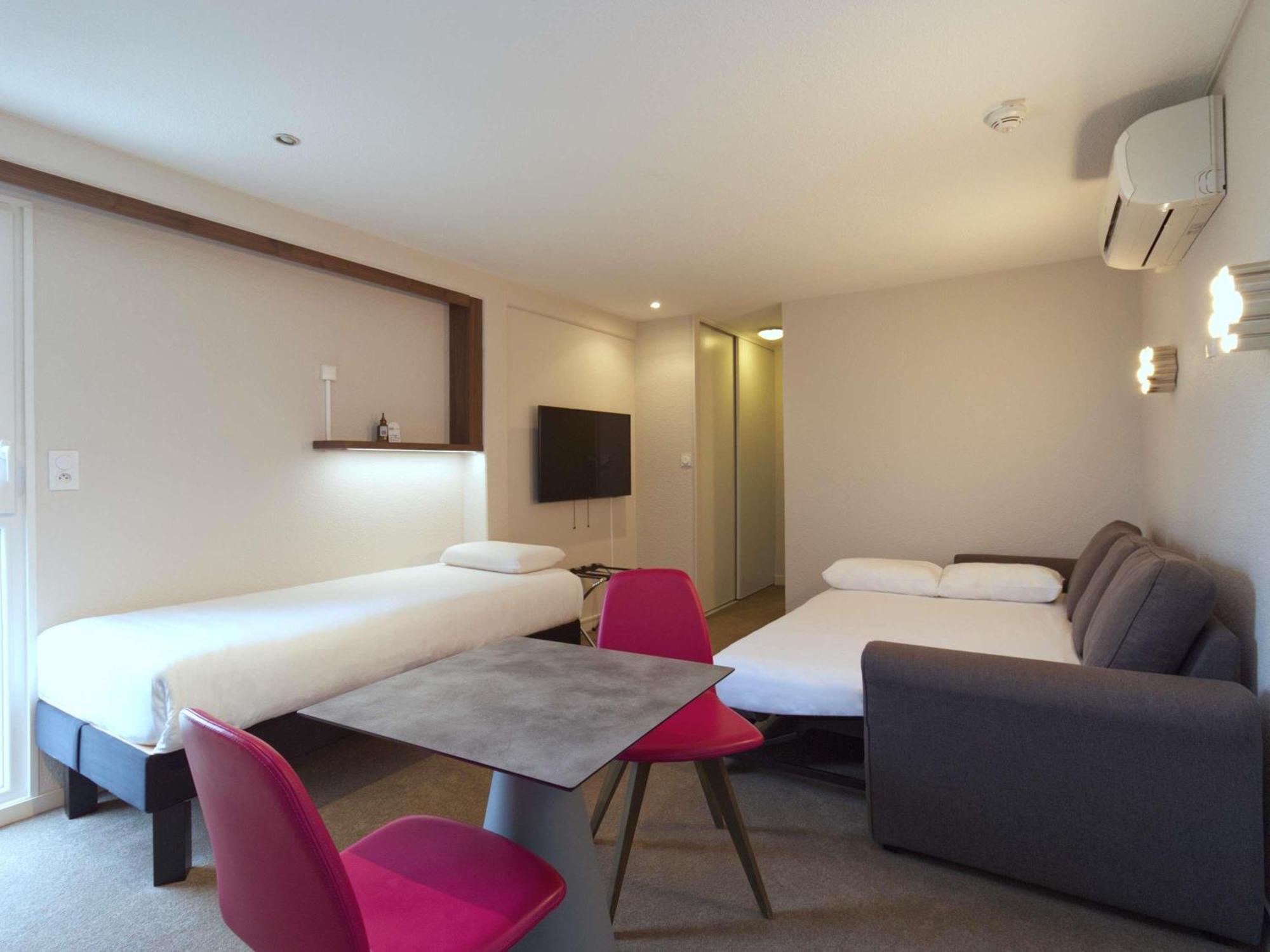 Greet Hotel Dijon Sud Лонвик Экстерьер фото