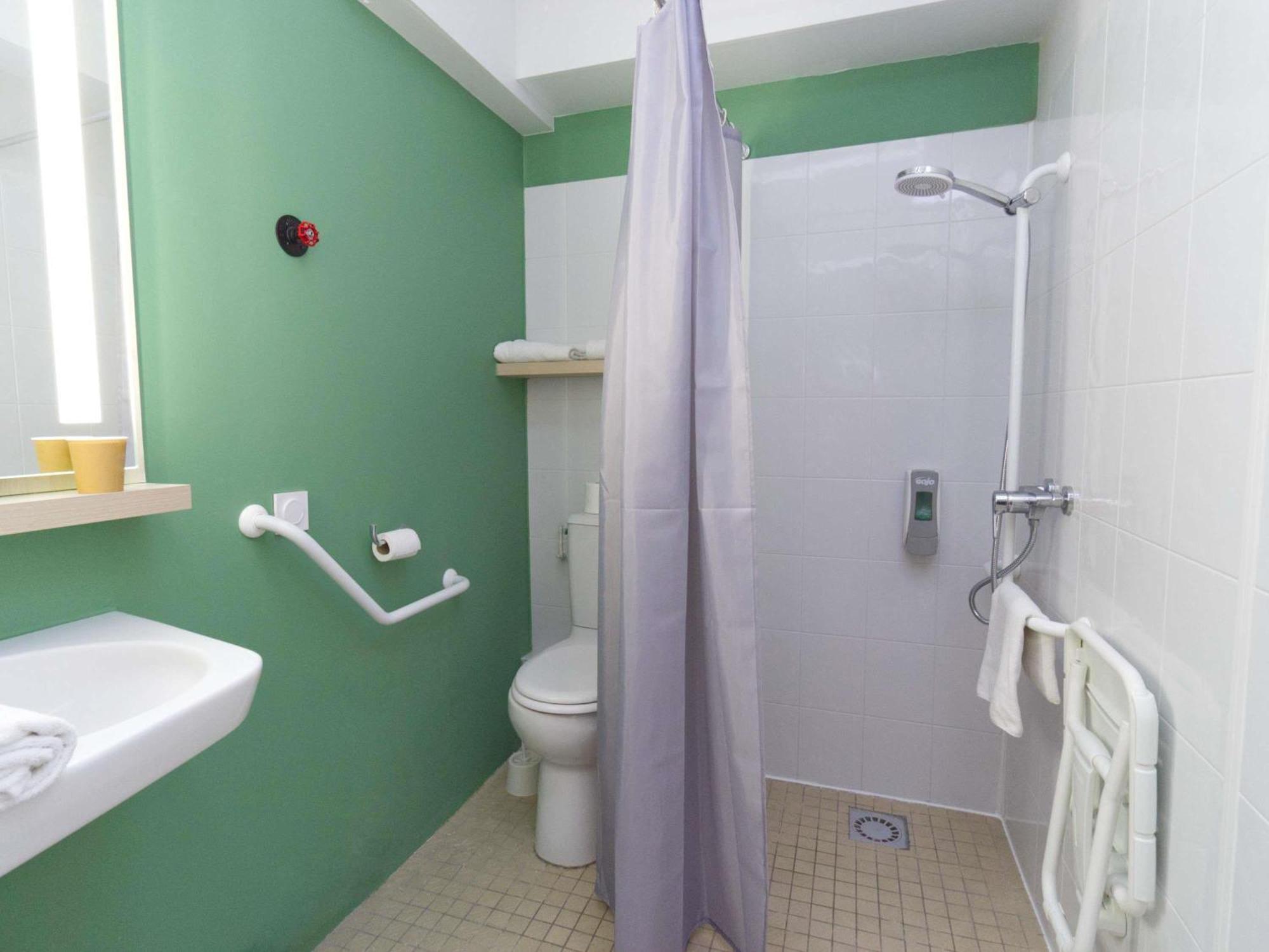 Greet Hotel Dijon Sud Лонвик Экстерьер фото
